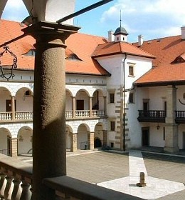 wirtualne wycieczki - Zamek Krlewski w Niepoomicach