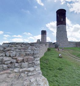 wirtualne wycieczki - Ruiny zamku w Chcinach